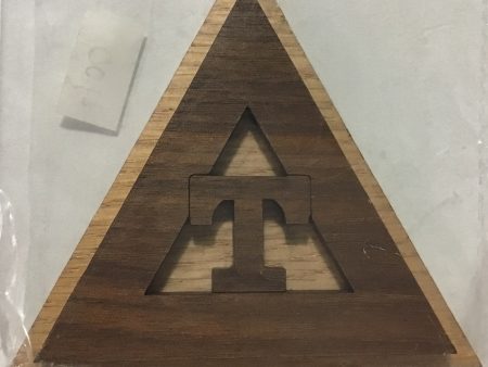 Triangle  T  Oak-Backed Symbol Online